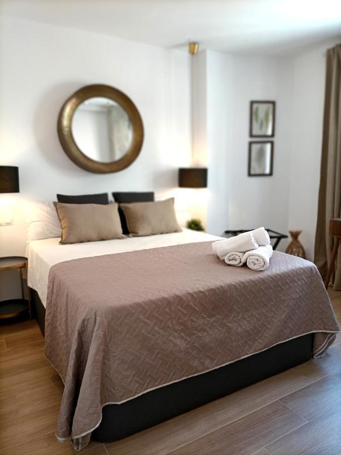 The Secret Oasis Malaga Apartment Exterior photo